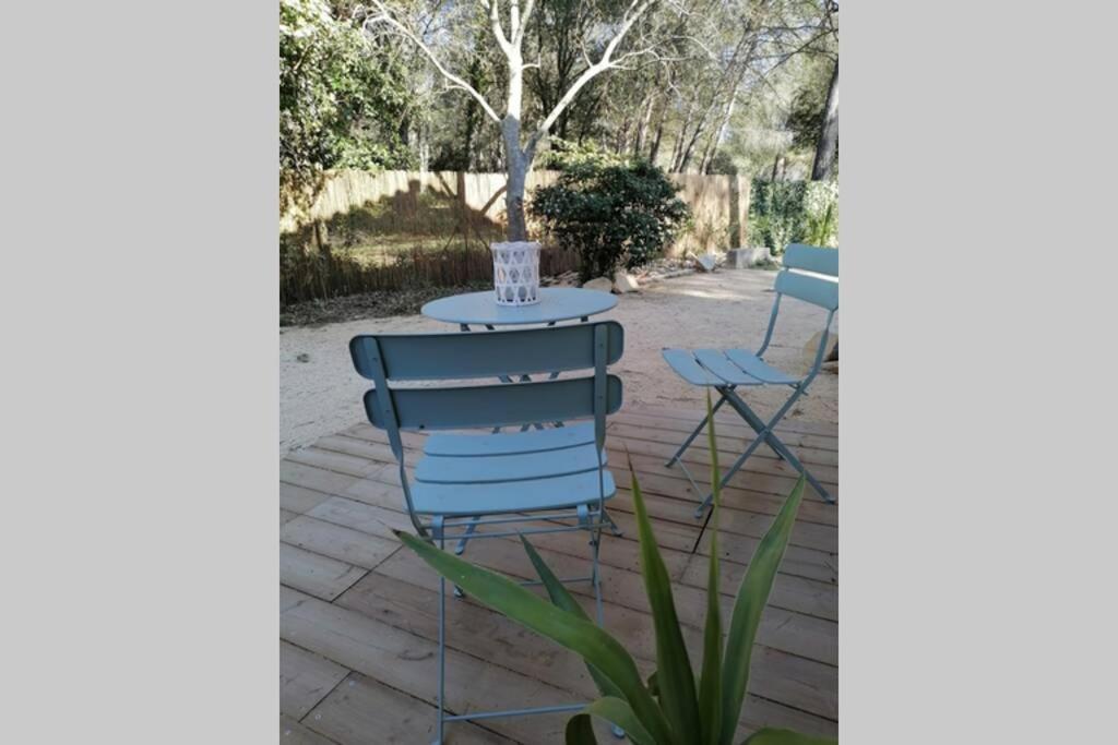 MAISON 5 Personnes EN GARRIGUE - PISCINE-SPA PRIVÉ Langlade Extérieur photo